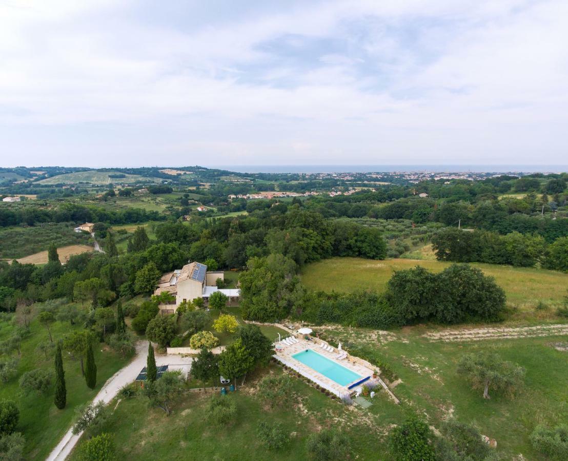 Agriturismo La Barca Nel Bosco Rosciano  Exterior foto
