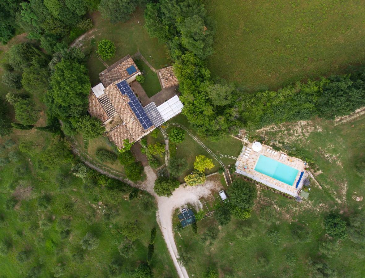 Agriturismo La Barca Nel Bosco Rosciano  Exterior foto